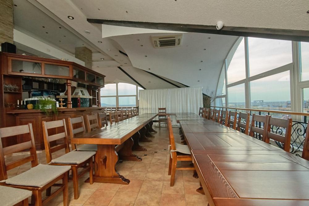 Hotel Panorama Kremenetsʼ Екстериор снимка