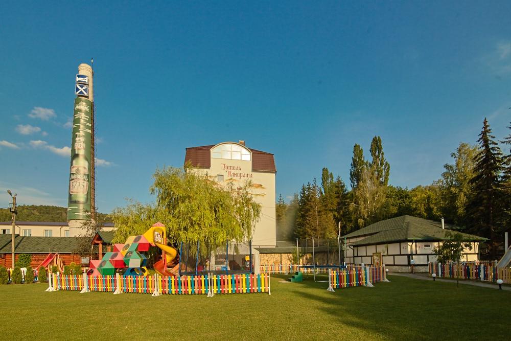 Hotel Panorama Kremenetsʼ Екстериор снимка